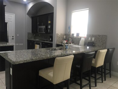 3320 NW 84th Way unit 3320, Pembroke Pines, FL 33024 - photo 7