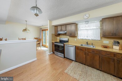 20 Lynn Place, Swedesboro, NJ 08085 - photo 6