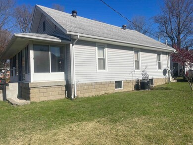 608 S Hart St, Princeton, IN 47670 - photo 2