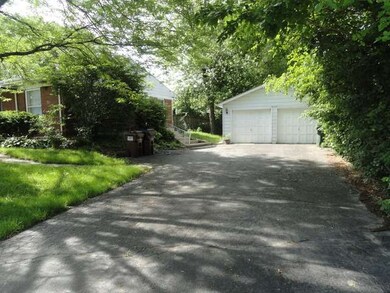 18324 Perth Ave, Homewood, IL 60430 - photo 4