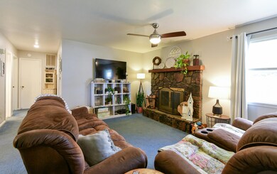 23 Edgemont Dr, Kimberling City, MO 65686 - photo 3