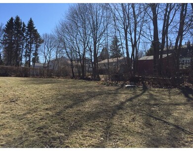 136 Uncatena Ave, Worcester, MA 01606 - photo 4