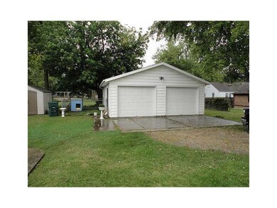 2511 E Memorial Dr, Muncie, IN 47302 - photo 2