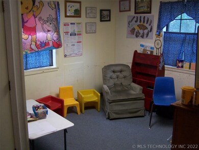 810 S College Ave, Tahlequah, OK 74464 - photo 7