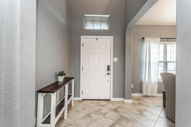 1807 Silver Oak Dr, Gainesville, TX 76240 - photo 3