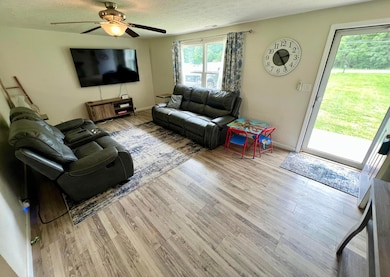 9680 Tarlton Rd SW, Stoutsville, OH 43154 - photo 3