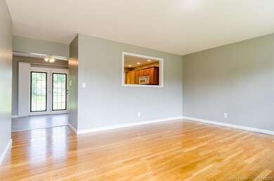 14 Brookview Dr, New Albany, IN 47150 - photo 3