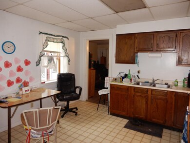 764 2nd Ave, Troy, NY 12182 - photo 6