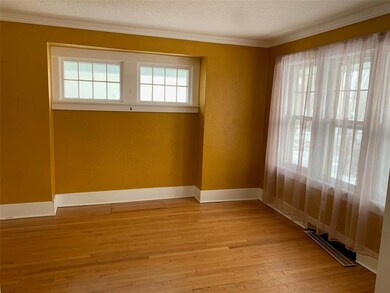 503 Forest Dr SE, Cedar Rapids, IA 52403 - photo 4