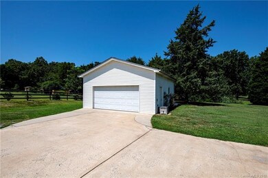 24x24 Garage with Lots of Storage Space