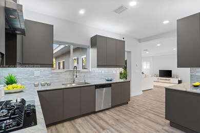 1155 Tyler St, Hollywood, FL 33019 - photo 4