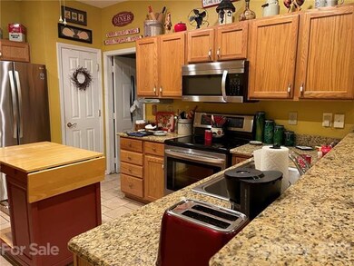 Granite Counters, Stainless Appliances