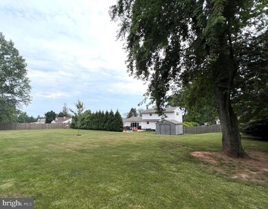 1721 Pheasant Ln, Norristown, PA 19403 - photo 6