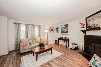 15 Windemere Way unit U150, Nashua, NH 03063 - photo 2