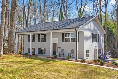 503 W 10th St, Siler City, NC 27344 - photo 2