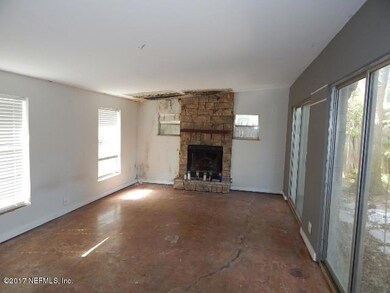 4310 E Ish Brant Ct, Jacksonville, FL 32210 - photo 5