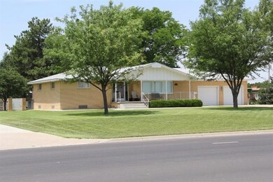 121 N Main St, Hugoton, KS 67951 - photo 2