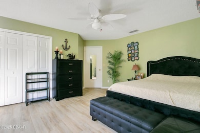 011_trevisuality_176_palm_sparrow_court-