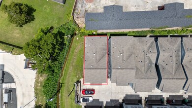 This home sits on a 1,984 sqft corner lot.