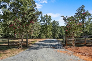 1564 C Rd, Rutherfordton, NC 28139 - photo 4