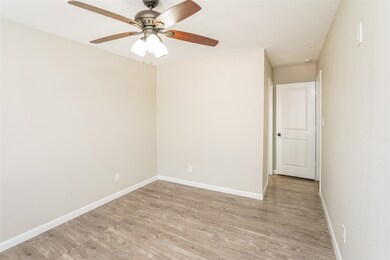 1446 Cool Spring Dr, Houston, TX 77088 - photo 7