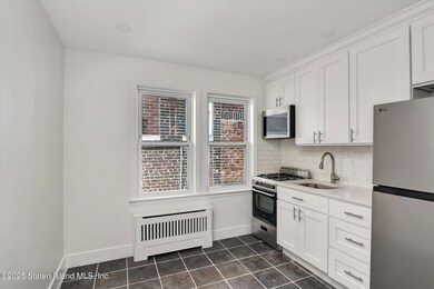 04-Kitchen