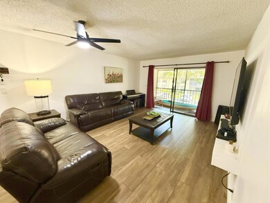 9930 Pineapple Tree Dr unit 2010, Boynton Beach, FL 33436 - photo 4