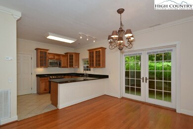 25 Shanty Springs Ct unit B / 21, Banner Elk, NC 28604 - photo 5