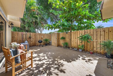 226 Lake Arbor Dr, Palm Springs, FL 33461 - photo 4