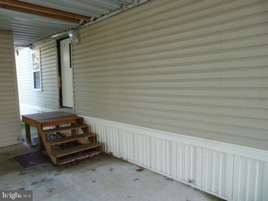 1589 Pin Oak Dr, Chambersburg, PA 17202 - photo 6