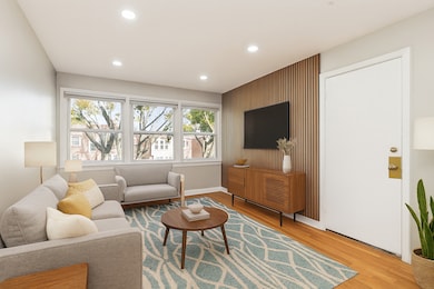 2645 W Gregory St unit 2W, Chicago, IL 60625 - photo 2