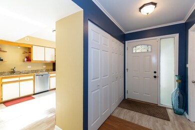 3540 Golfview Dr, Hazel Crest, IL 60429 - photo 3