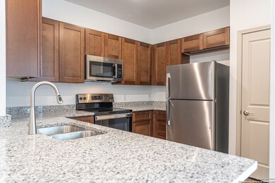 7624 Magnolia Village unit 102, San Antonio, TX 78252 - photo 5