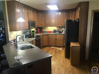 3931 SW 40th Terrace, Topeka, KS 66610 - photo 6