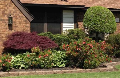 Japanese maples, fig trees, blueberry bush, gorgeo