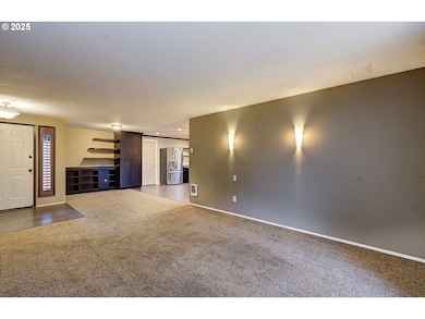 14200 NE 69th St, Vancouver, WA 98682 - photo 2