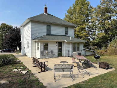 410 S Carroll St, Mount Carroll, IL 61053 - photo 3