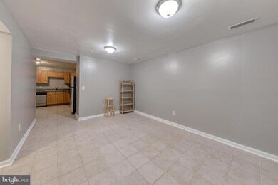 222 W Monument St unit B, Baltimore, MD 21201 - photo 3