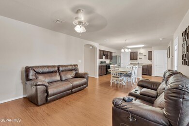 901 Talavera Dr, Horizon City, TX 79928 - photo 6