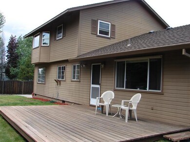 63295 Eastview Dr, Bend, OR 97701 - photo 7