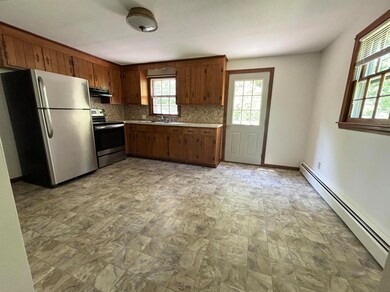 102 Bridge St, Salem, NH 03079 - photo 3