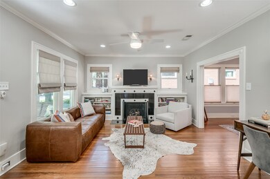 1644 Harold St, Houston, TX 77006 - photo 2