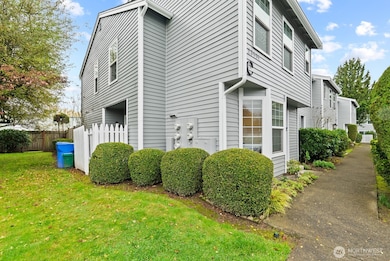 23959 58th Ct S unit C-1, Kent, WA 98032 - photo 2