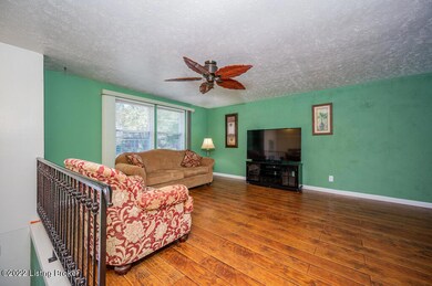 8213 Pennsylvania Run Rd, Louisville, KY 40228 - photo 5