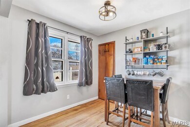 8014 Morgan Ford Rd, St. Louis, MO 63123 - photo 7