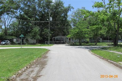 6838 Alcona Ct, Jacksonville, FL 32244 - photo 3