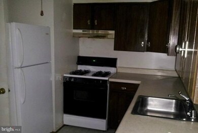 7962 Riggs Rd, Hyattsville, MD 20783 - photo 3