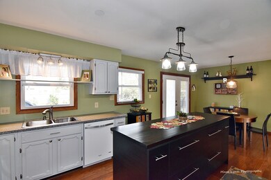 1931 Sapphire Ln, Aurora, IL 60506 - photo 7