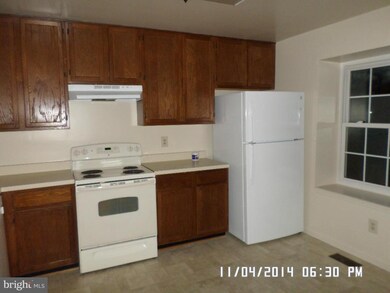 14327 Oxford Dr, Laurel, MD 20707 - photo 6