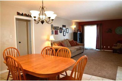 6720 Colby Ave, Windsor Heights, IA 50324 - photo 5